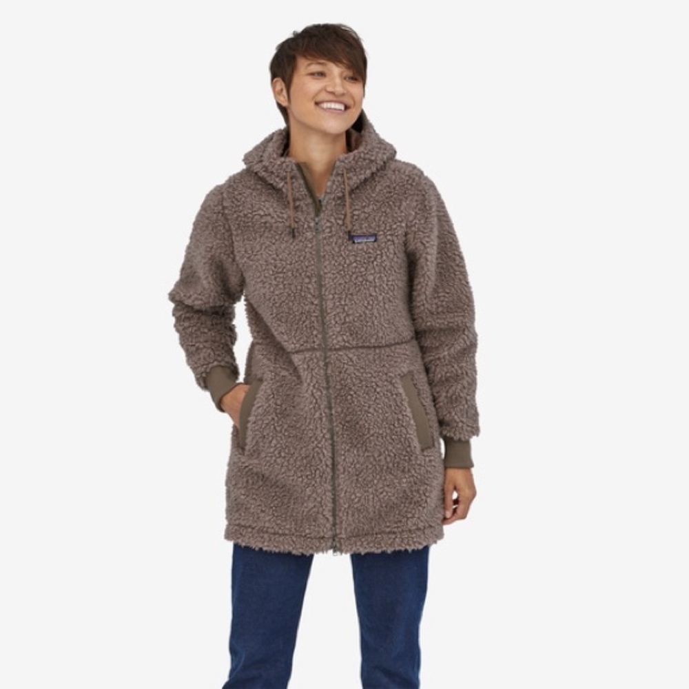 Patagonia Dusty Mesa Parka in Taupe